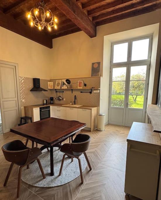 L'Appartement Du Chateau Montauban Zewnętrze zdjęcie